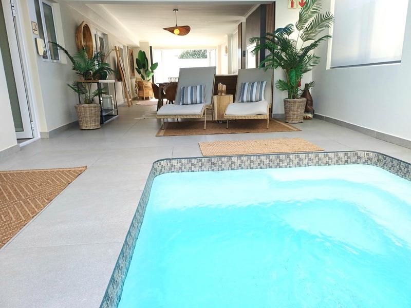 5 Bedroom Property for Sale in Pearl Bay Western Cape